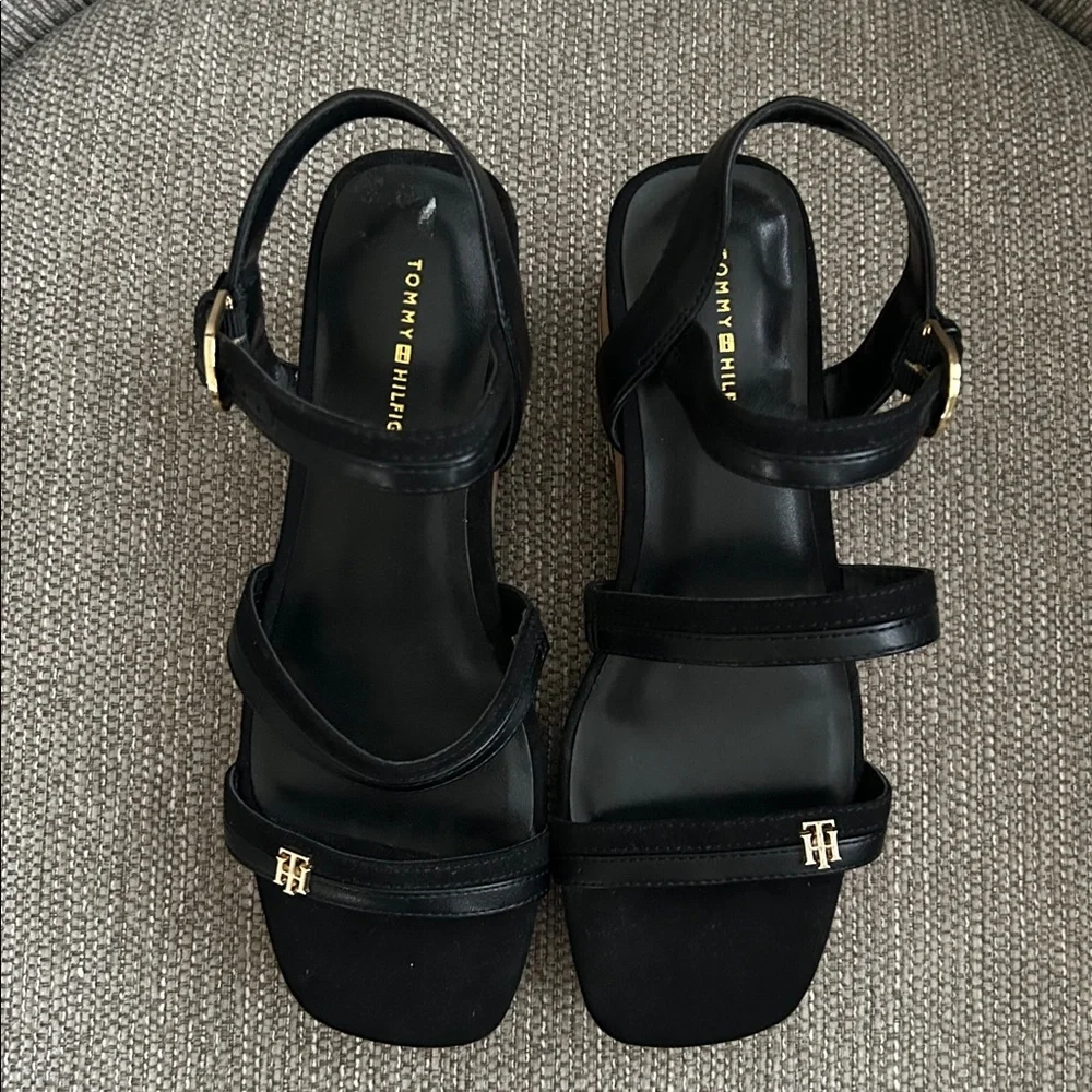 Tommy Hilfiger Carynee Platform Ankle Strap Sandals